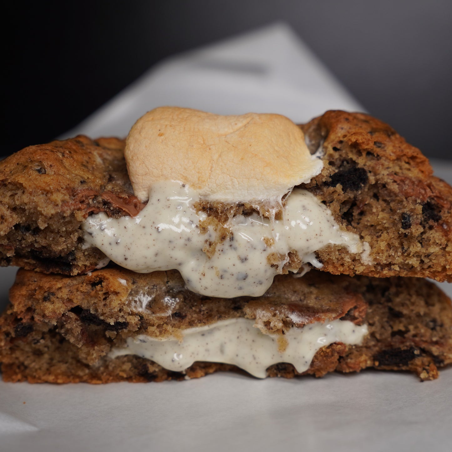 Cookies & Cream Chunky Cookie