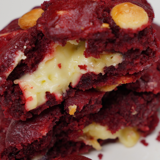 Red Velvet Cream Cheese Chunky Cookie